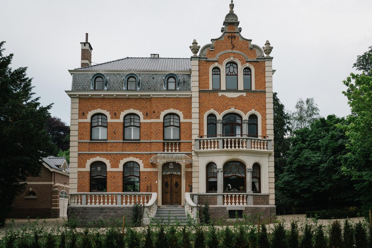 Villa Copis Borgloon Exteriör bild